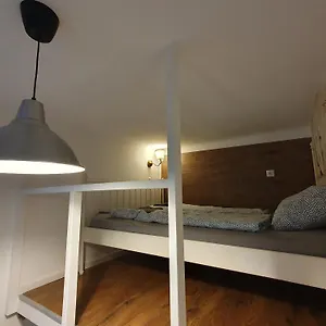  Appartamento Cozy With Air Condition Freshly Renovated Ungheria